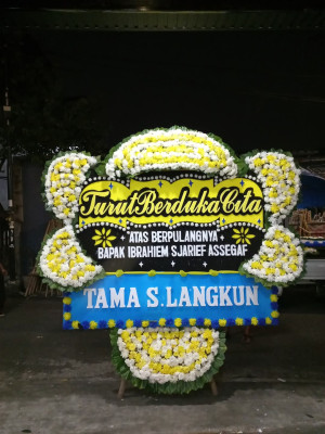 Papan Bunga Duka di Bontang Selatan